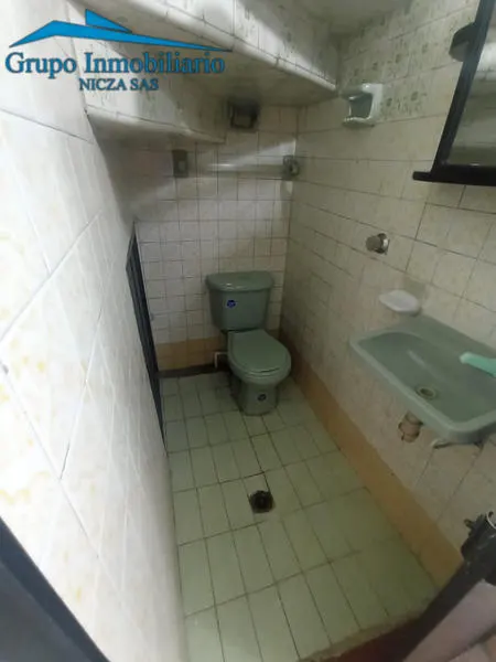 BAÑO SOCIAL